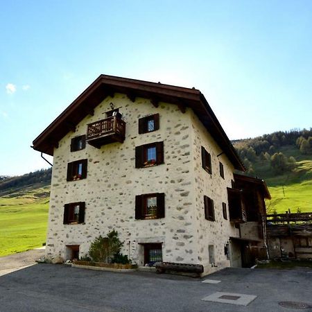 Mountain Chalet Milly Лівіньо Екстер'єр фото