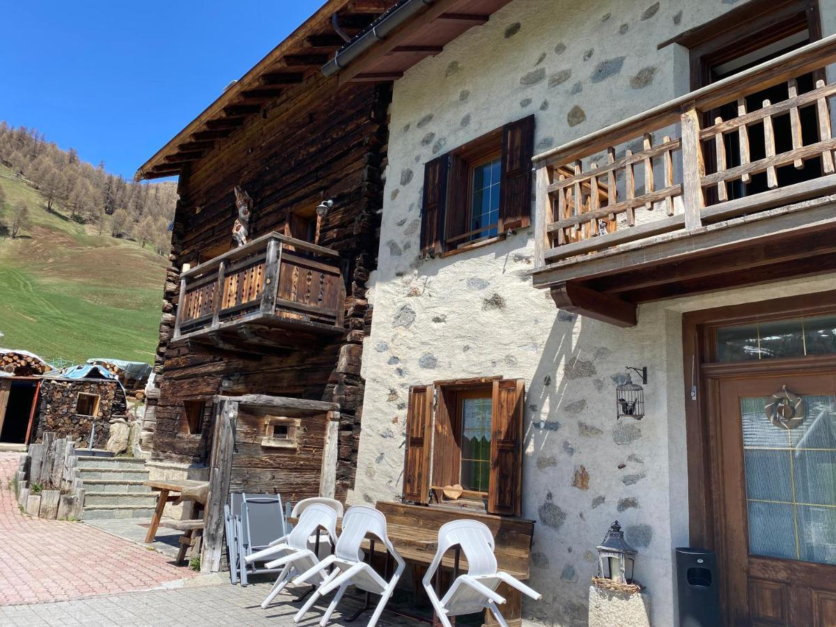 Mountain Chalet Milly Лівіньо Екстер'єр фото